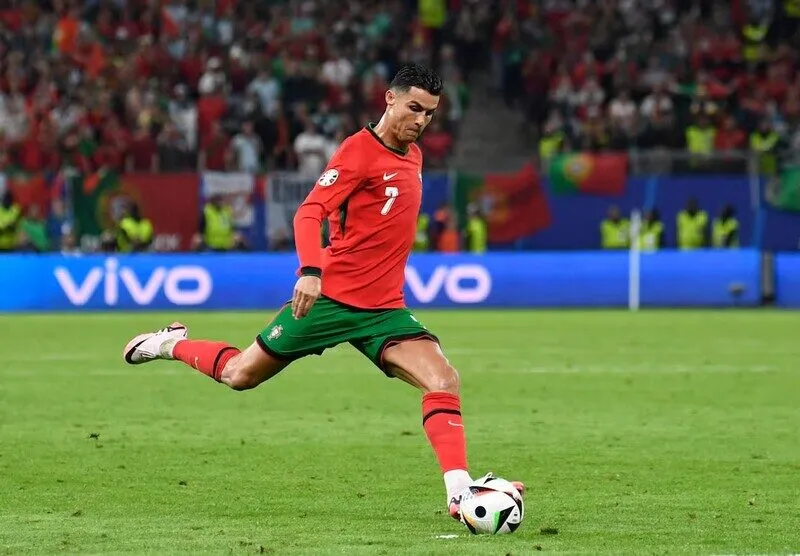 Bồ Đào Nha vs Congo - Ngày ra quân vất vả