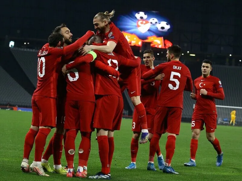 Thổ Nhĩ kỳ vs Paraguay - Đẳng cấp và kinh nghiệm từ châu Âu